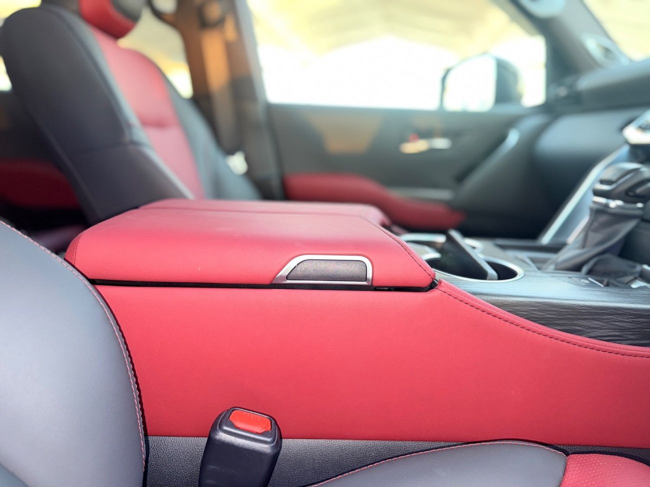 تويوتا لاند كروزر Lc300 Toyota Landcruiser 2023 RHD diesel engine