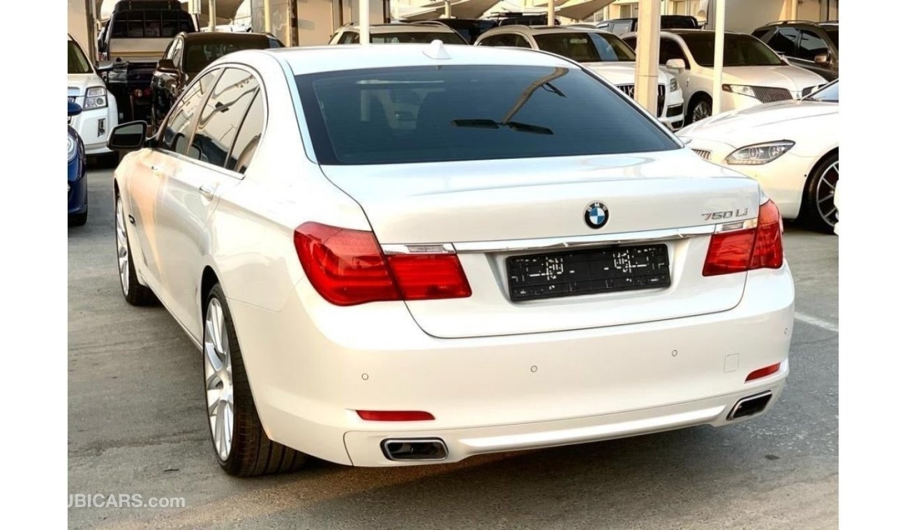 BMW 750Li Exclusive GCC .. Perfect Condition .. Top Range .. V8 .