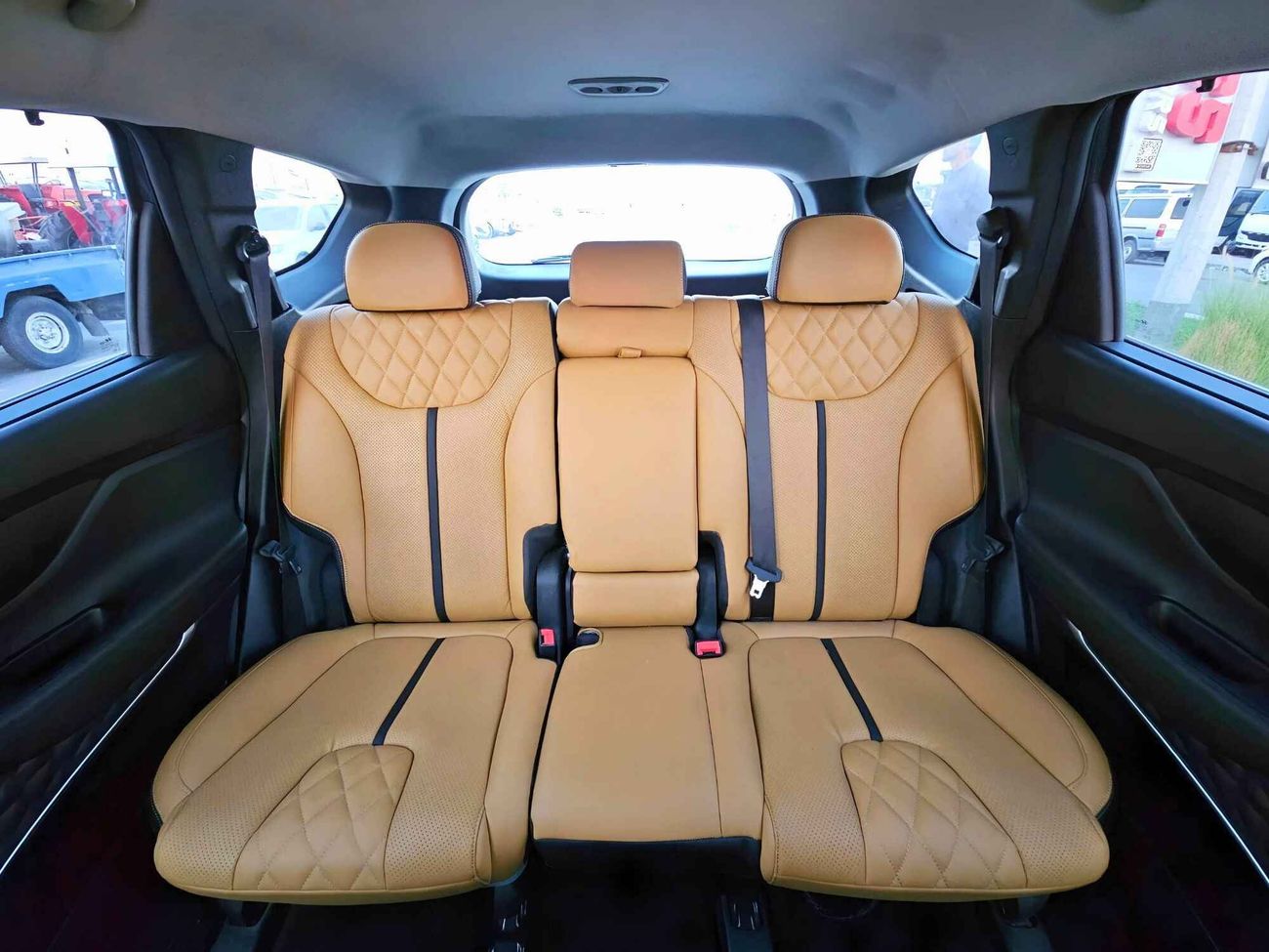 هيونداي سانتا في SEL V4/ ELECTRIC  AND LEATHER SEATS/ DVD CAMERA/ 682 MONTHLY / LOT#60360