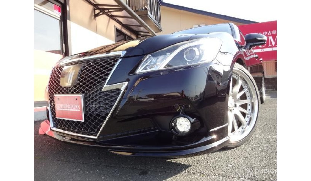 Toyota Crown AWS210