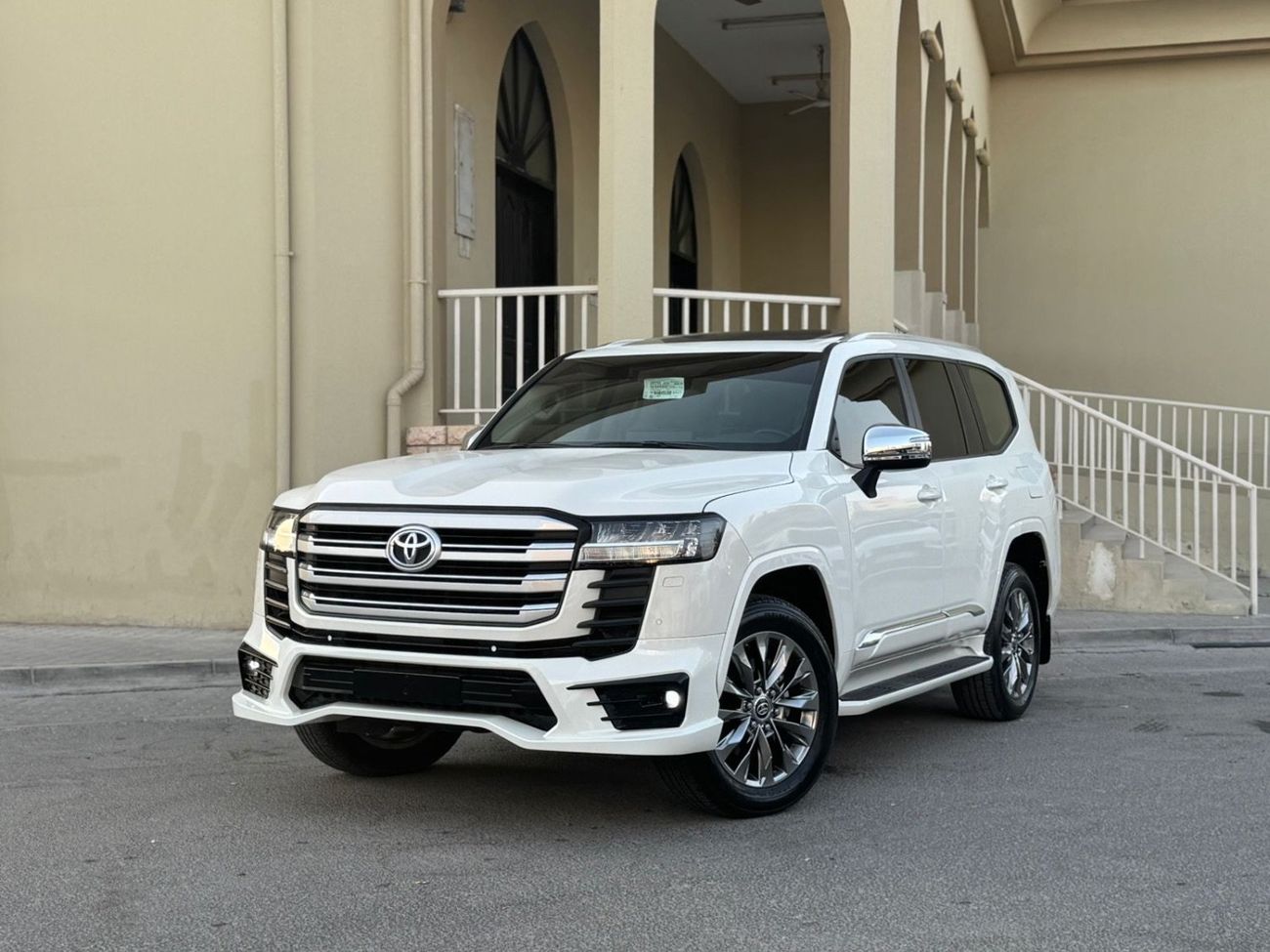 تويوتا لاند كروزر 2022 Model VXR Twin Turbo Full Option Very Clean And Perfect Condition