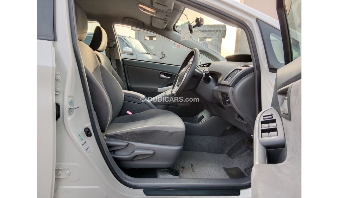 Toyota Prius TOYOTA PRIUS RIGHT HAND DRIVE (PM1593)