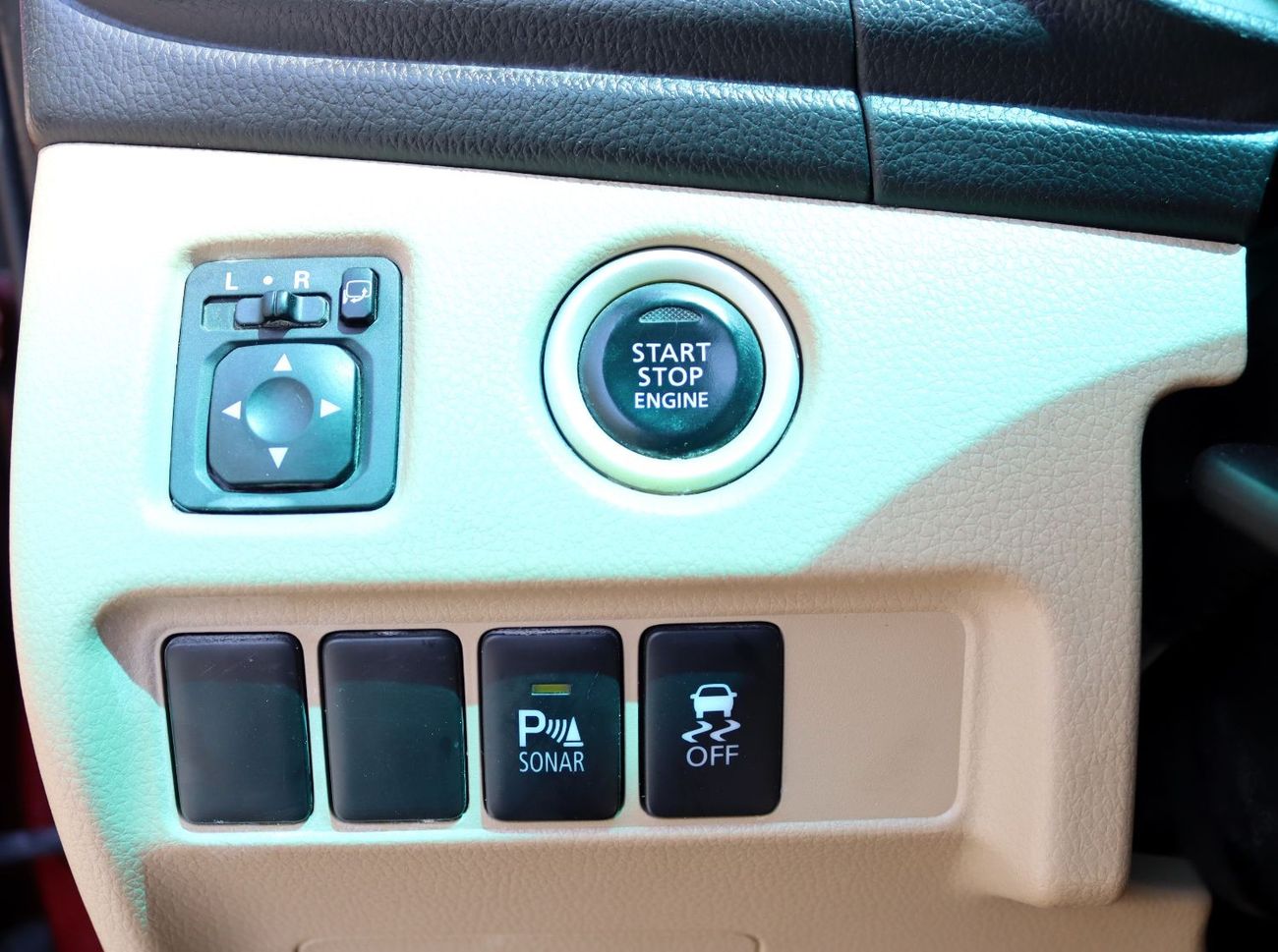 Mitsubishi Montero GLS Top ACCIDENTS FREE - GCC - ORIGINAL PAINT - PERFECT CONDITION INSIDE OUT