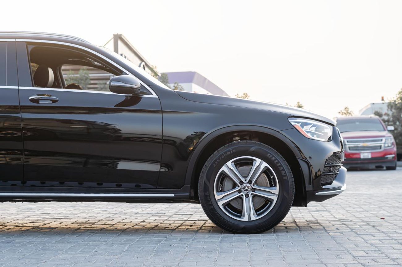 مرسيدس بنز GLC 300 Std 2.0L