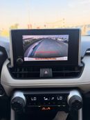 تويوتا راف ٤ XLE 2.5L / sunroof, leather seats/ full option 2023