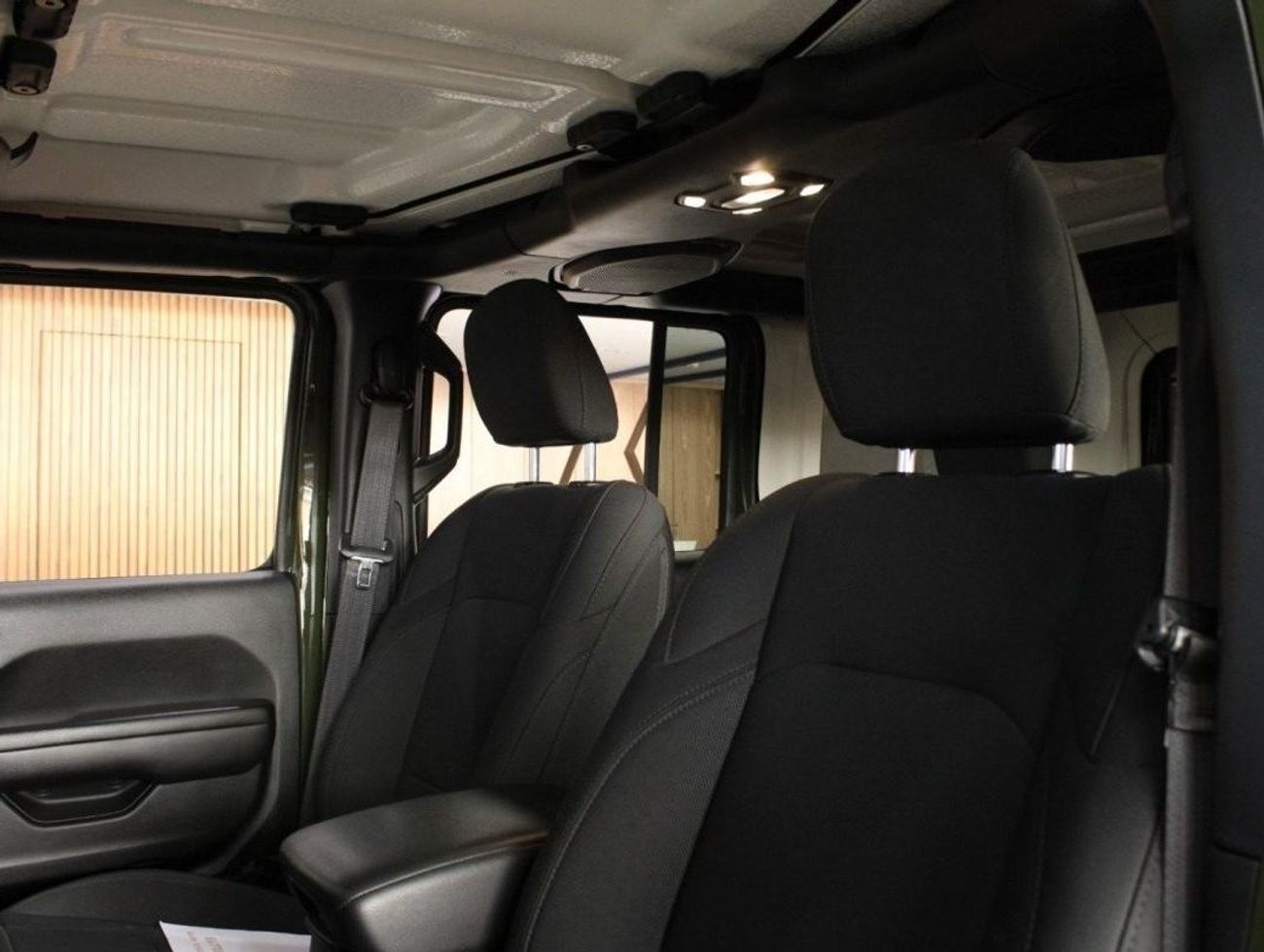 Jeep Wrangler Willys V4