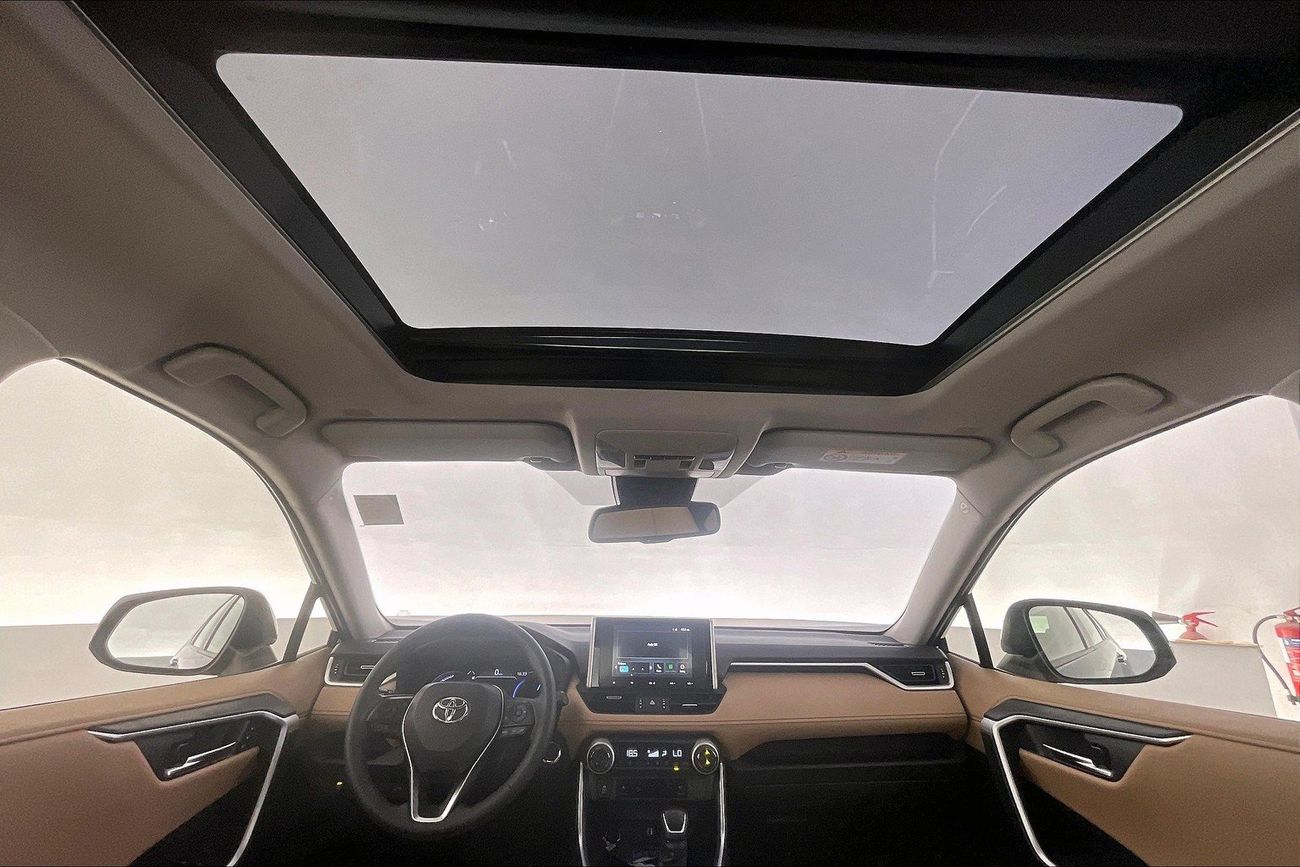 تويوتا راف ٤ VXR HEV | شامل الضمان | 0 ﺪﻔﻋﺓ ﺃﻮﻟﻯ