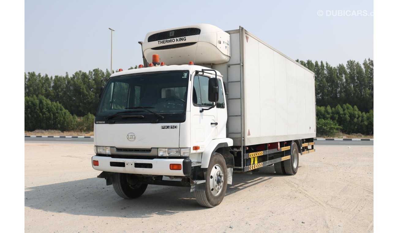 نيسان يونايتد ديزل PK210 WITH THERMOKING T-1000R FREEZER AND INSULATED BOX AND TAIL LIFT 12 TON TRUCK