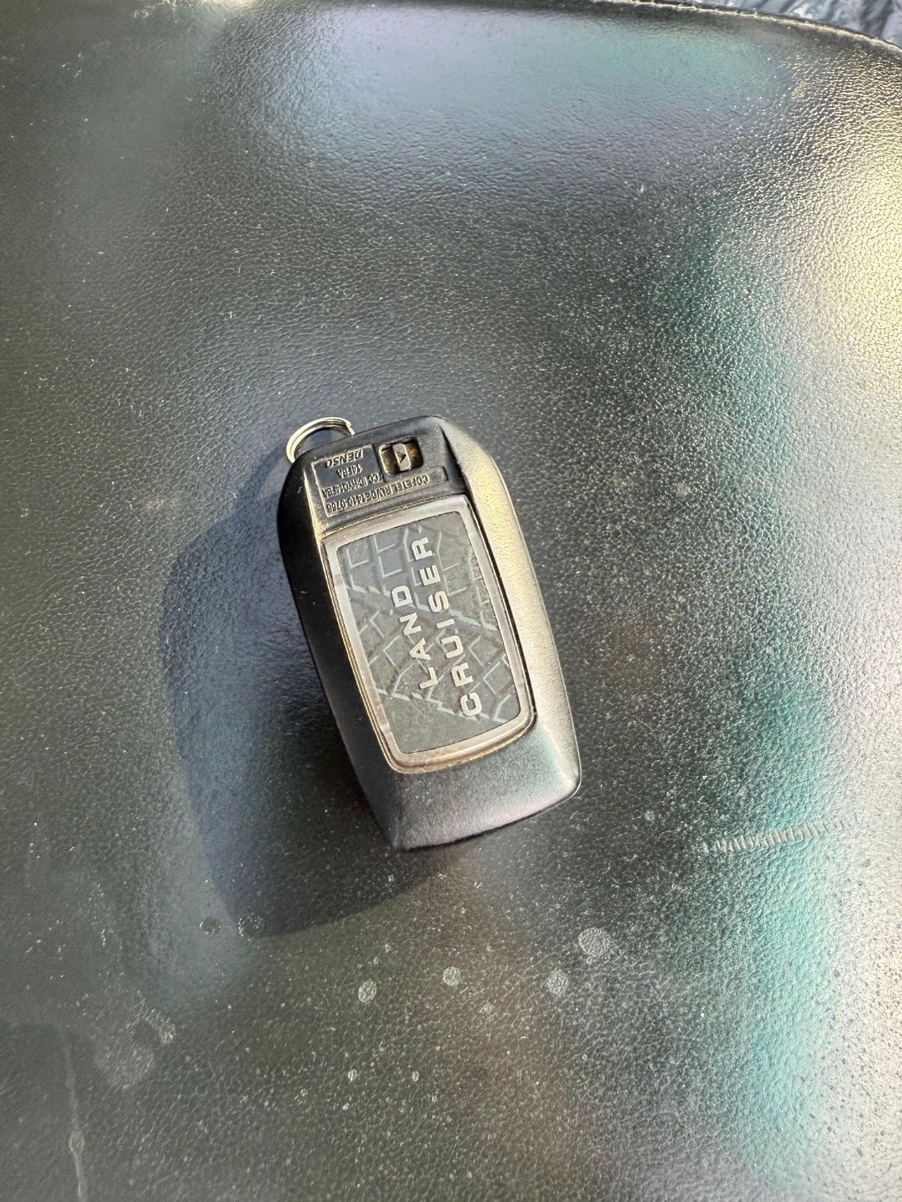 Toyota Land Cruiser 200 Series VX update to Sahara shape