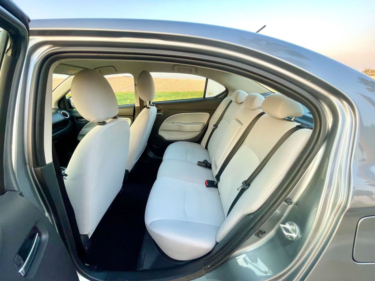 Mitsubishi Attrage GLX Highline Banking facilities without the need for a first payment