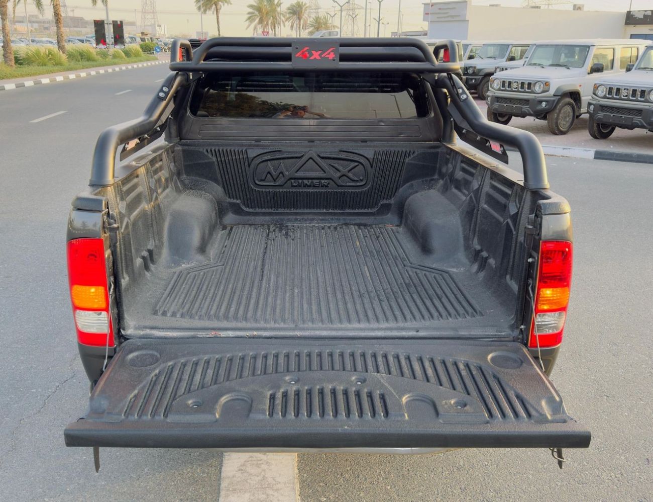 تويوتا هيلوكس -