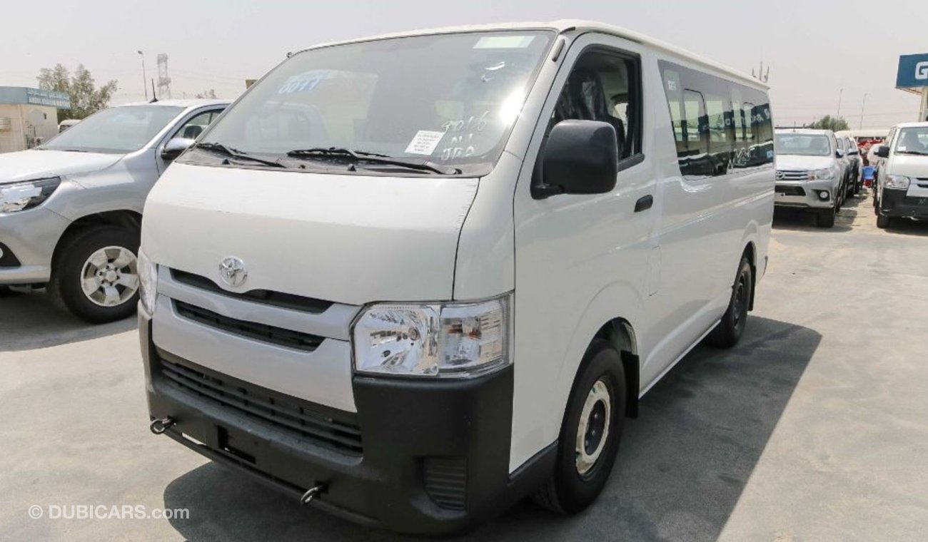 Toyota Hiace 3.0L DIESEL 15 SEATS