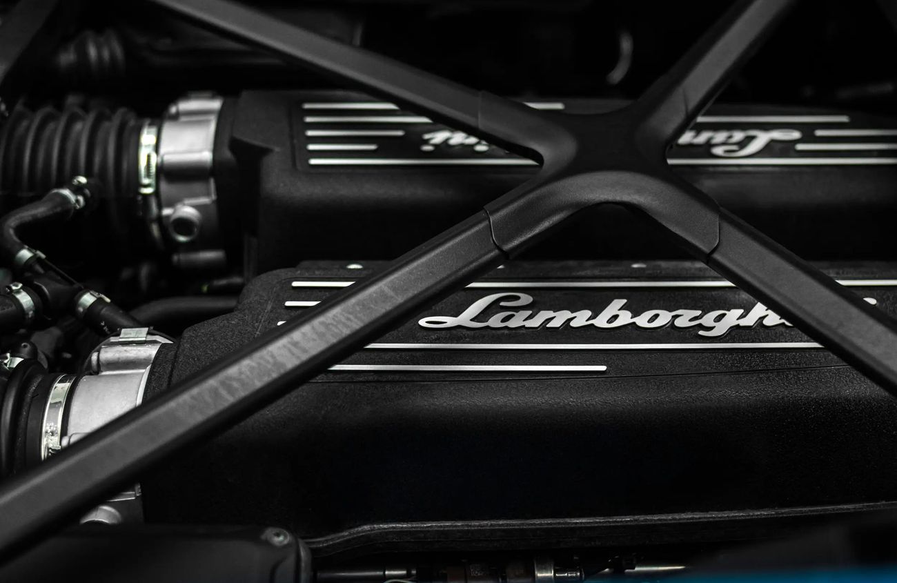 Lamborghini Huracan Evo Spyder 5.2L V10 Naturally Aspirated Engine
