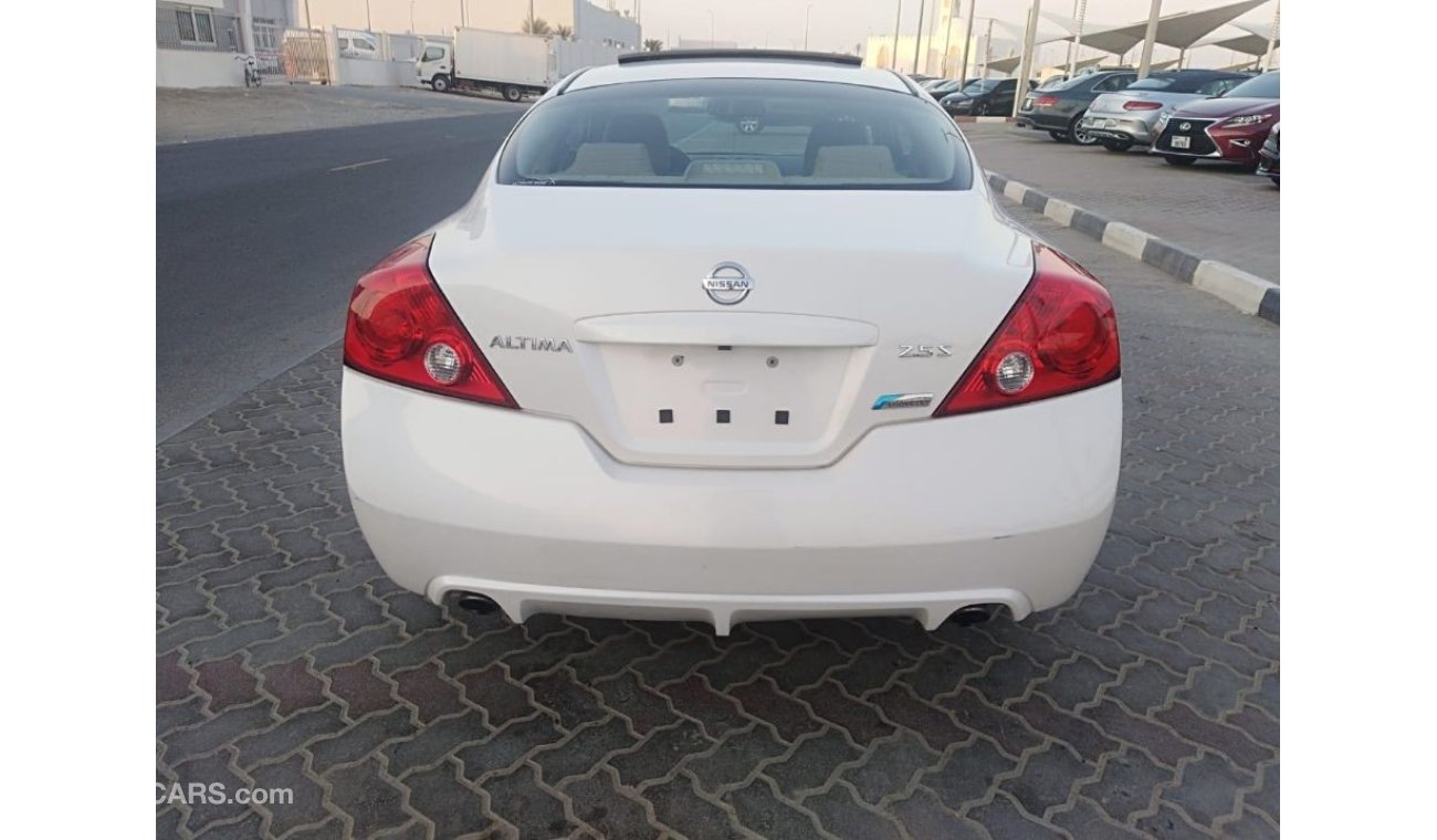 نيسان ألتيما نيسان التيما  ٢٠١١ خليجي ممتازه جدان