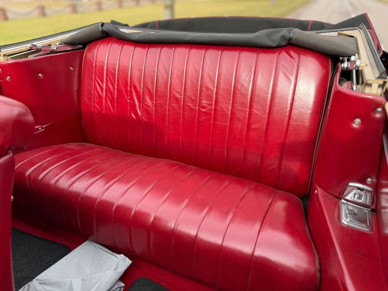Cadillac Series 62 1949 Cadillac Series 62 Convertible – Fiesta Ivory – Red Leather – Matching Numbers – Collector Grad
