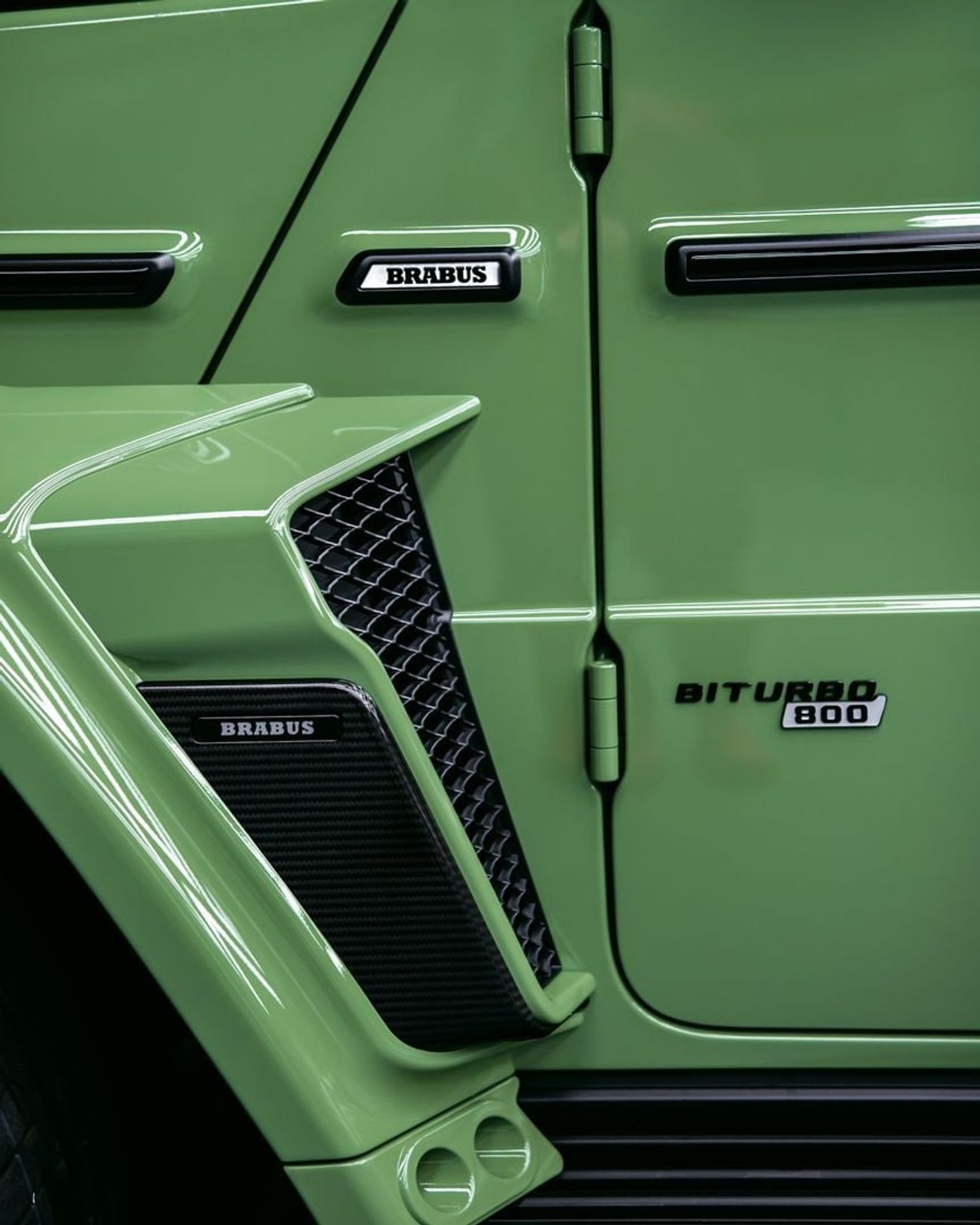 BRABUS 800 - Mercedes-AMG G 63 Mercedes-Benz BRABUS G800 Individual Color + MY26 +A22 +Carbon