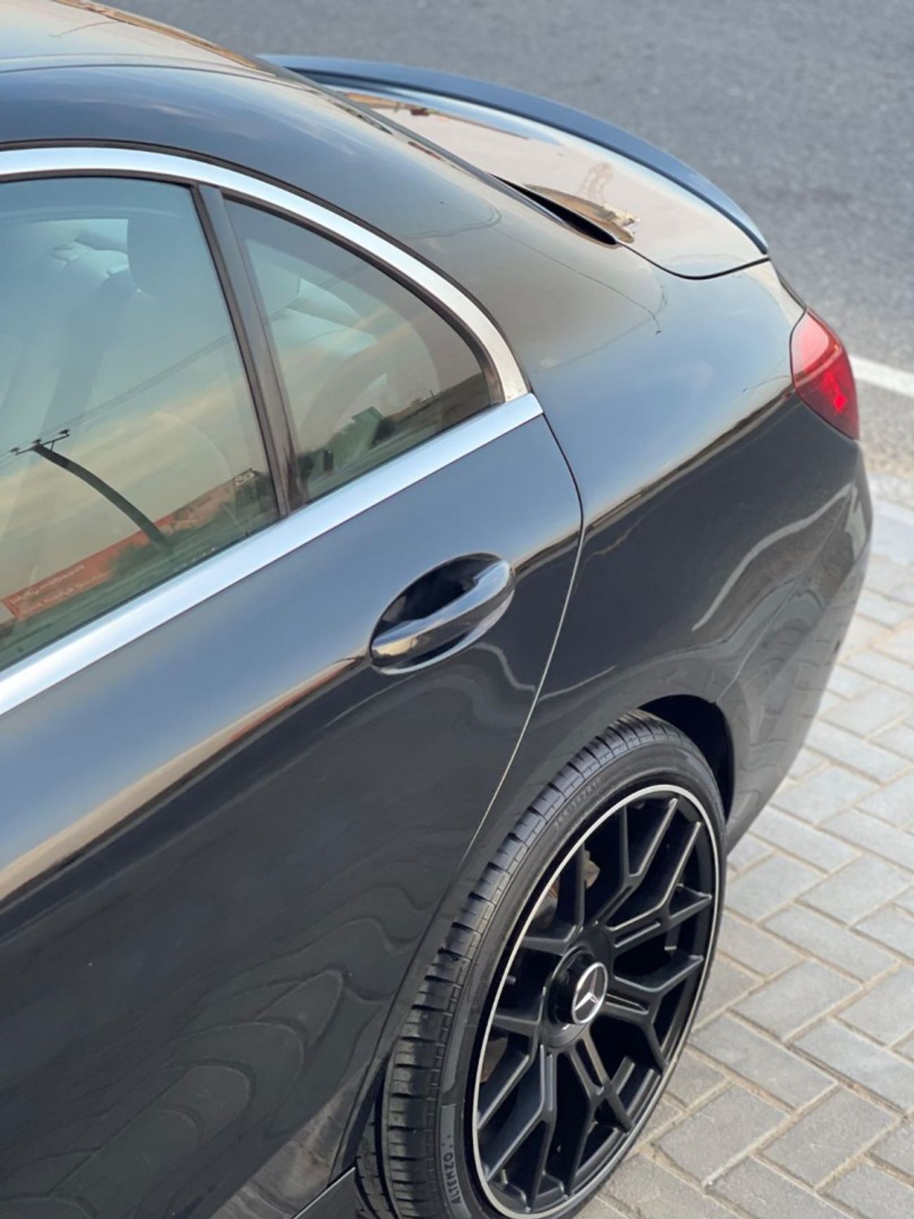 Mercedes Benz C300 AMG Pack 2.0L 2.0L V4 / C63 ///AMG KIT / IN PERFECT CONDITION / LOW MILEAGE
