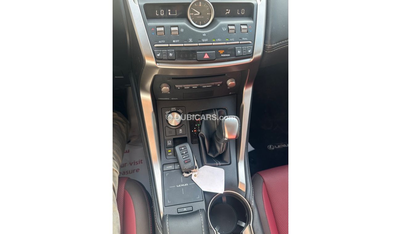 Lexus NX300 Platinum Nx300T 2019 full option