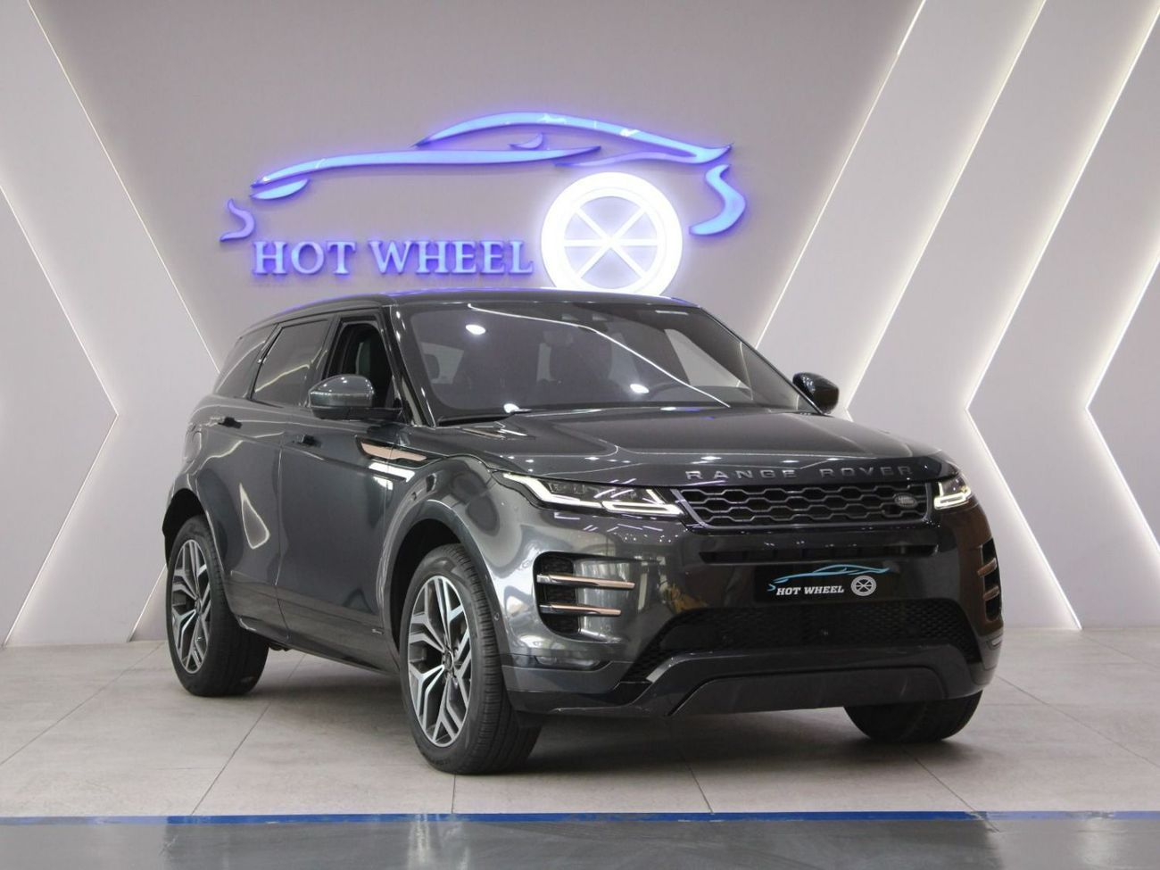 لاند روفر رانج روفر إيفوك - P250 HSE | With Warranty