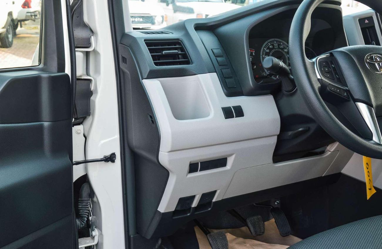 Toyota Hiace DX 3.5L FWD PETRTOL MT VAN 2026