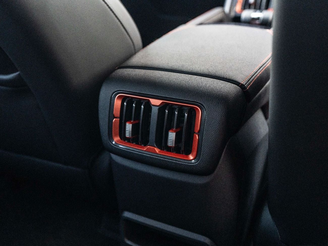 بي واي دي شارك 6