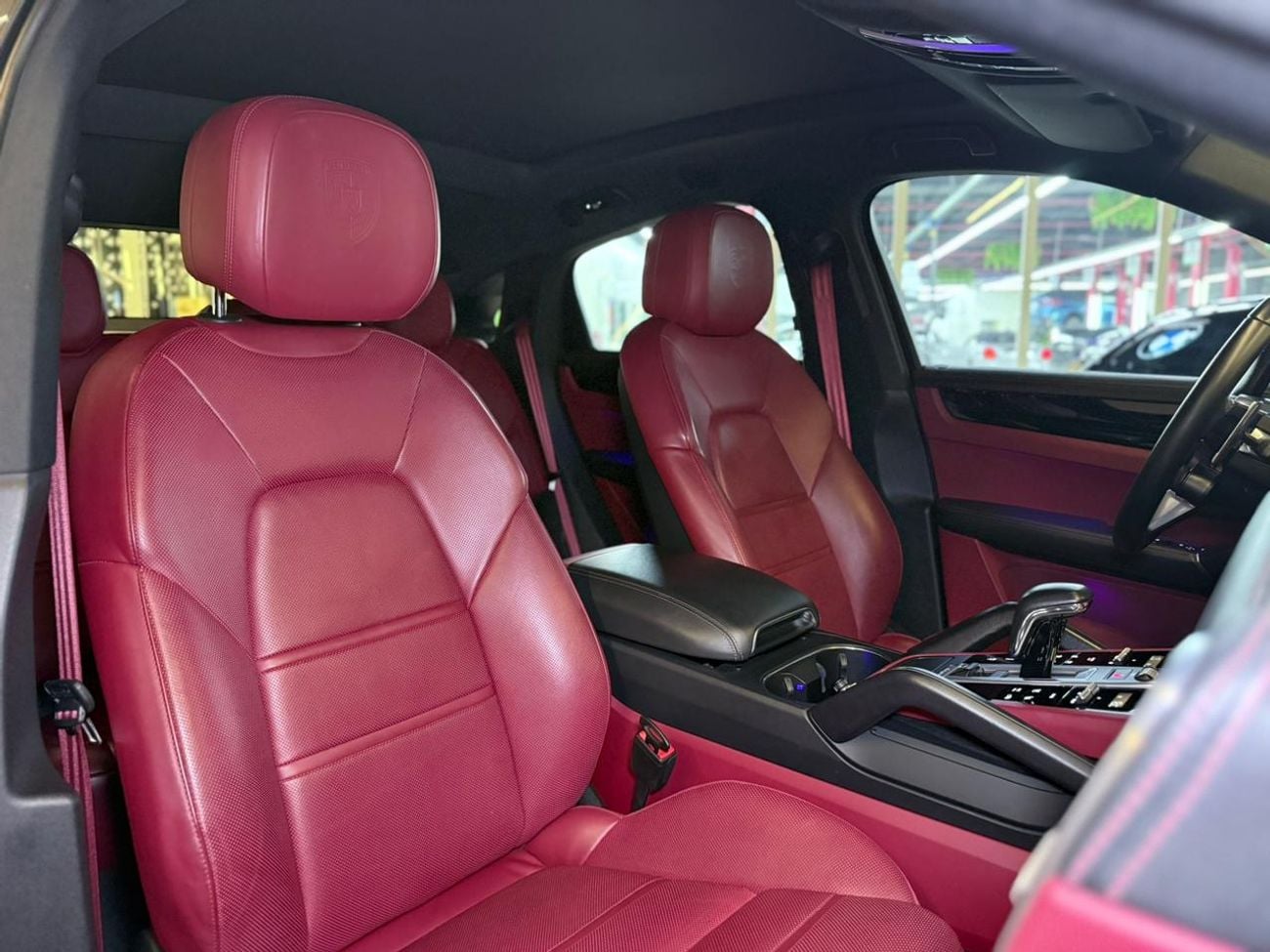 Porsche Cayenne STD Base Coupe 2023 Porsche Cayenne Coupe - GCC Specs - Full service history available