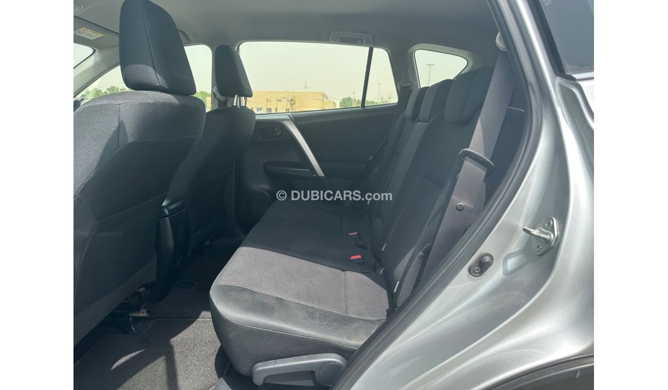 Toyota RAV4 EX MODEL 2016 GCC CAR PREFECT CONDITION INSIDE AND OUTSIDE LOW MILEAGE original paint