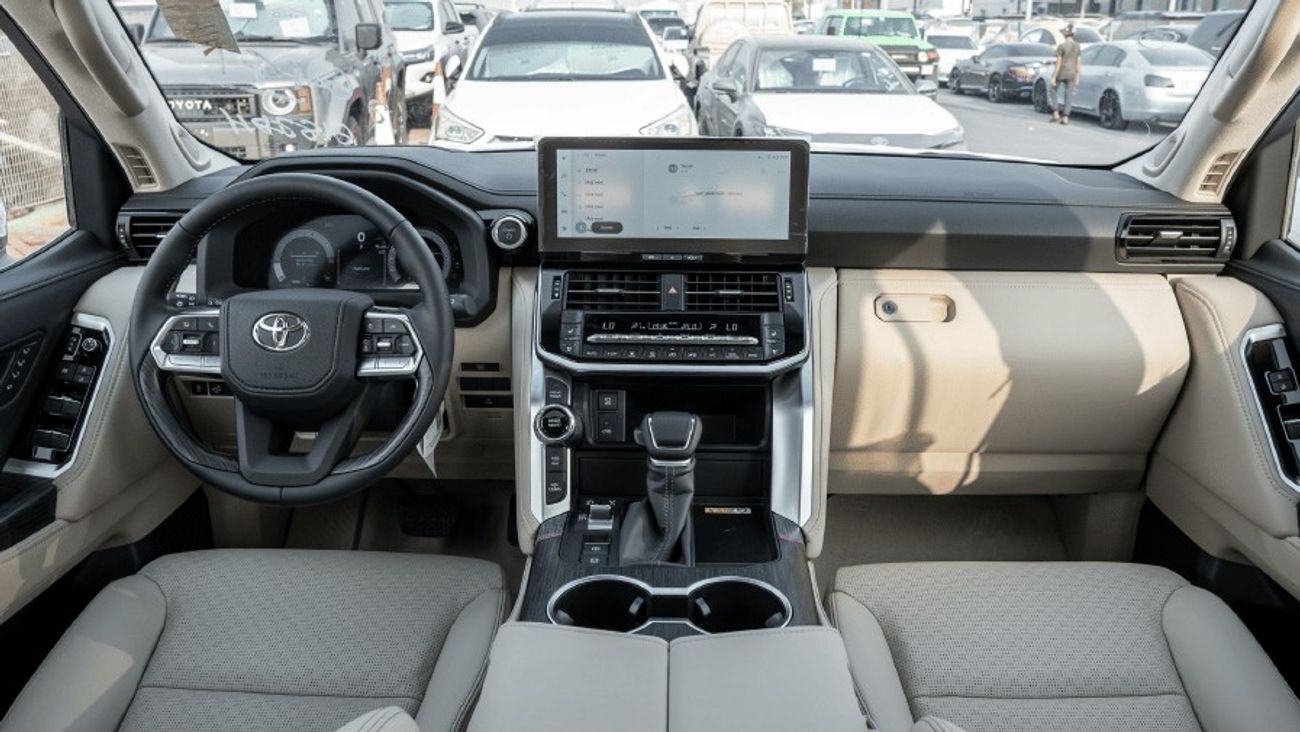 Toyota Land Cruiser ECT0114 - Toyota LC300 VXR  - 3.5L Hybrid Auto White with Beige 2025