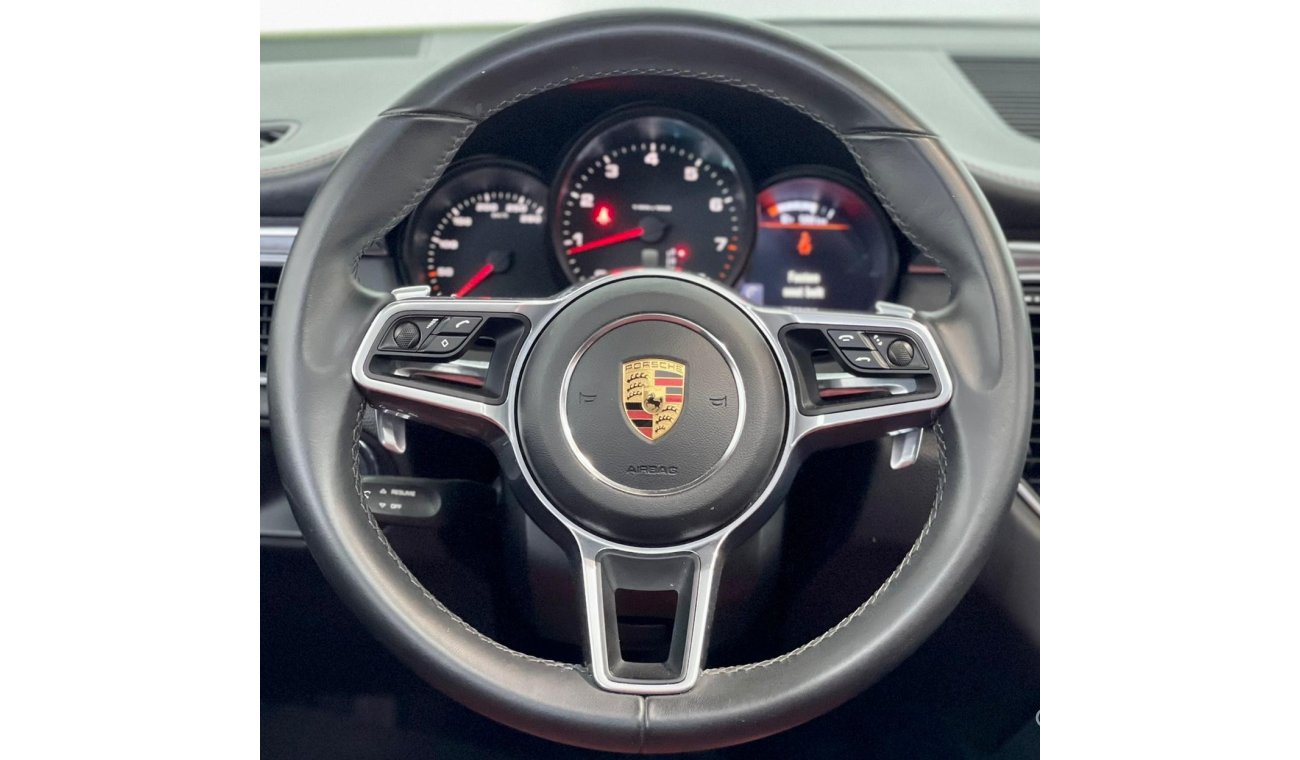 Porsche Macan Std 2018 Porsche Macan, Full Service History, Warranty, GCC