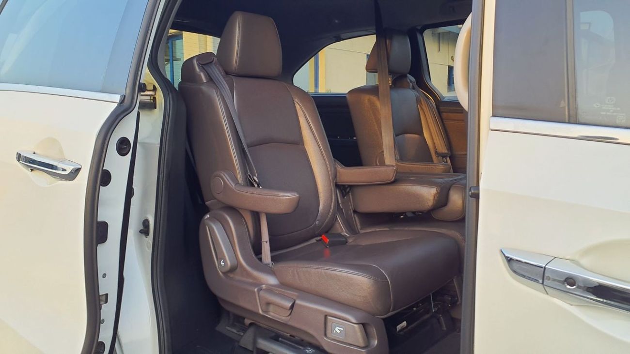 هوندا أوديسي HONDA ODYSSEY TOURING 2018