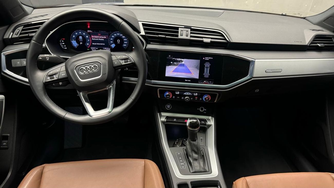 أودي Q3 35 TFSI S لاين 2021 Q3//FULL OPTION//GCC//WARRANTY//FULL SERVICE HISTORY