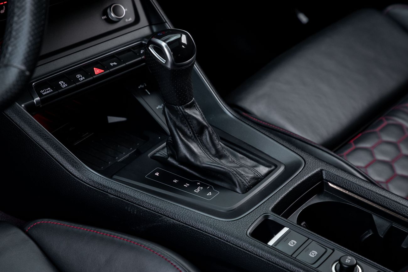 Audi RS Q3 RSQ3 Sportback 2.5 TFSI Quattro S-tronic | 4,093 P.M | 0% Downpayment |  AUDI SERVICE CONTRACT