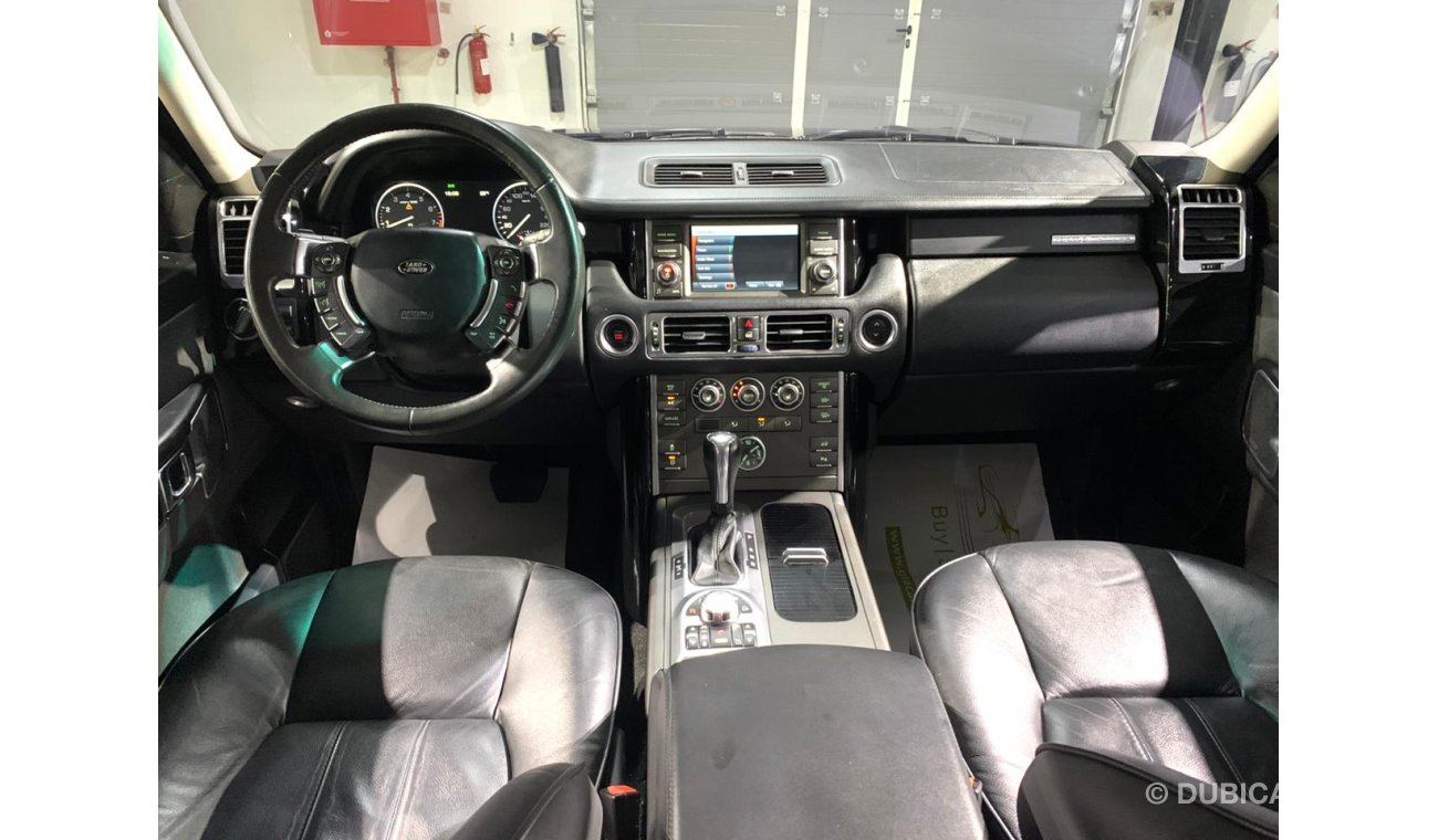 Land Rover Range Rover Vogue HSE 2012 Range Rover Vogue HSE, Full Service History, GCC