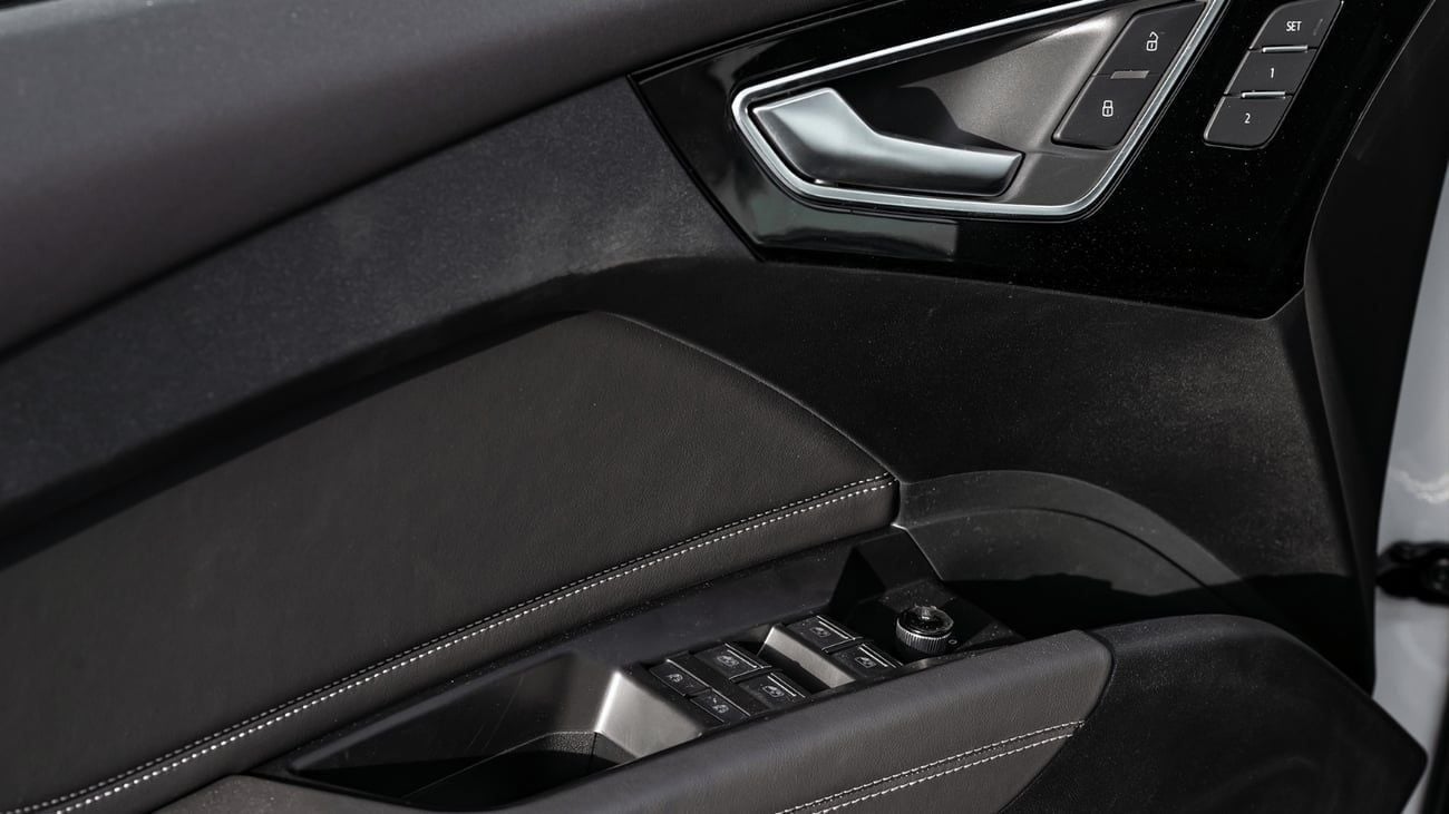 أودي Q4 إيترون 2025 | AUDI E-TRON Q4 TOP VERSION