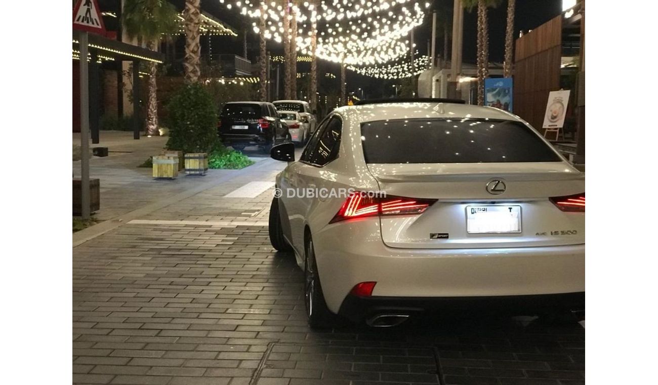 لكزس IS 300 LEXUS IS 300 >< F SPORT >< FULL OPTION /// MODEL 2017 /// LOW MILEAGE /// WITH RADAR , LEATHER SEAT 