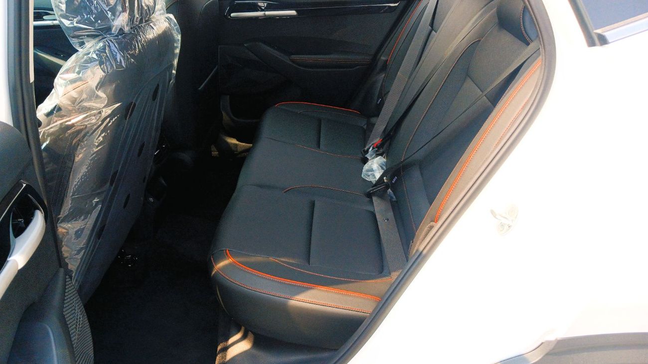 كيا سيلتوس Kia Seltos 1.5L Petrol Premium 2025YM