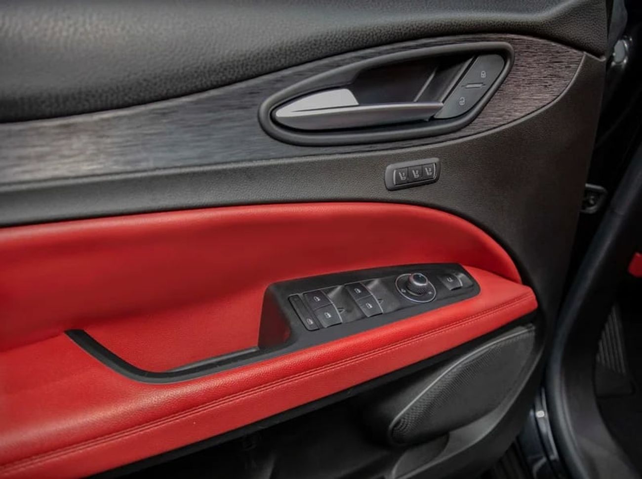 Alfa Romeo Stelvio S 2.0L