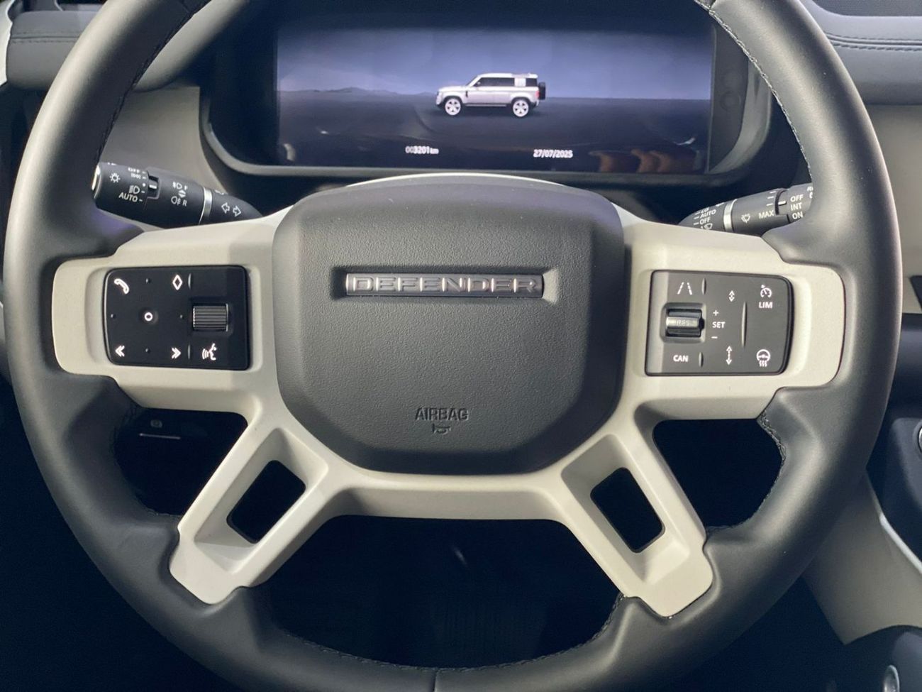 Land Rover Defender P400 110 | with warranty