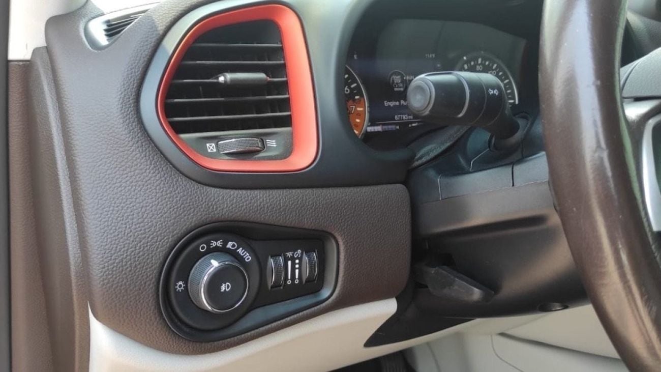 Jeep Renegade Sport jeep renegade  Model 2016 ( UAS_ SPEC) VERY GOOD CONDITION   * CAR IN VERY GOOD CONDITION, BUY