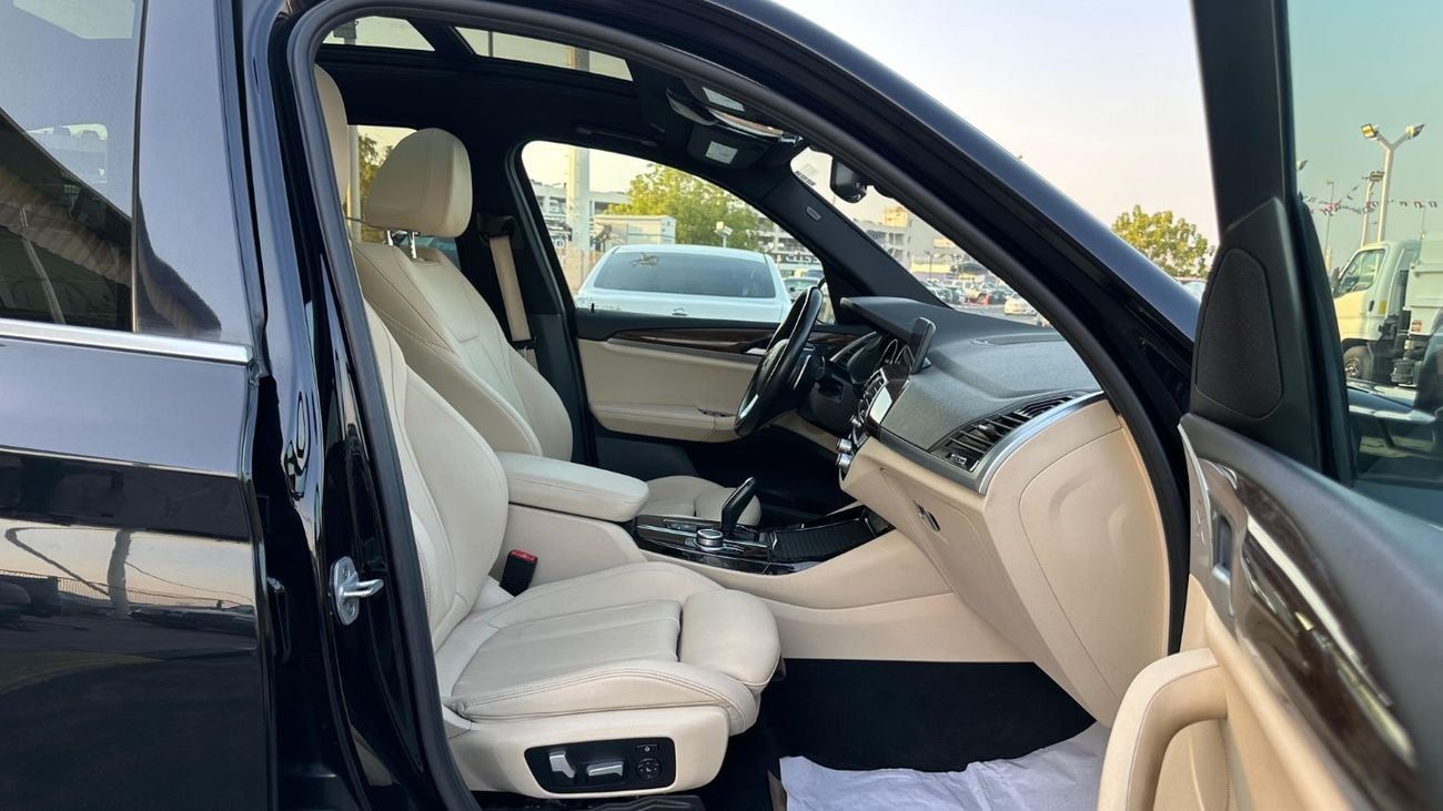 بي أم دبليو X3 xDrive 30i Exclusive 2.0L