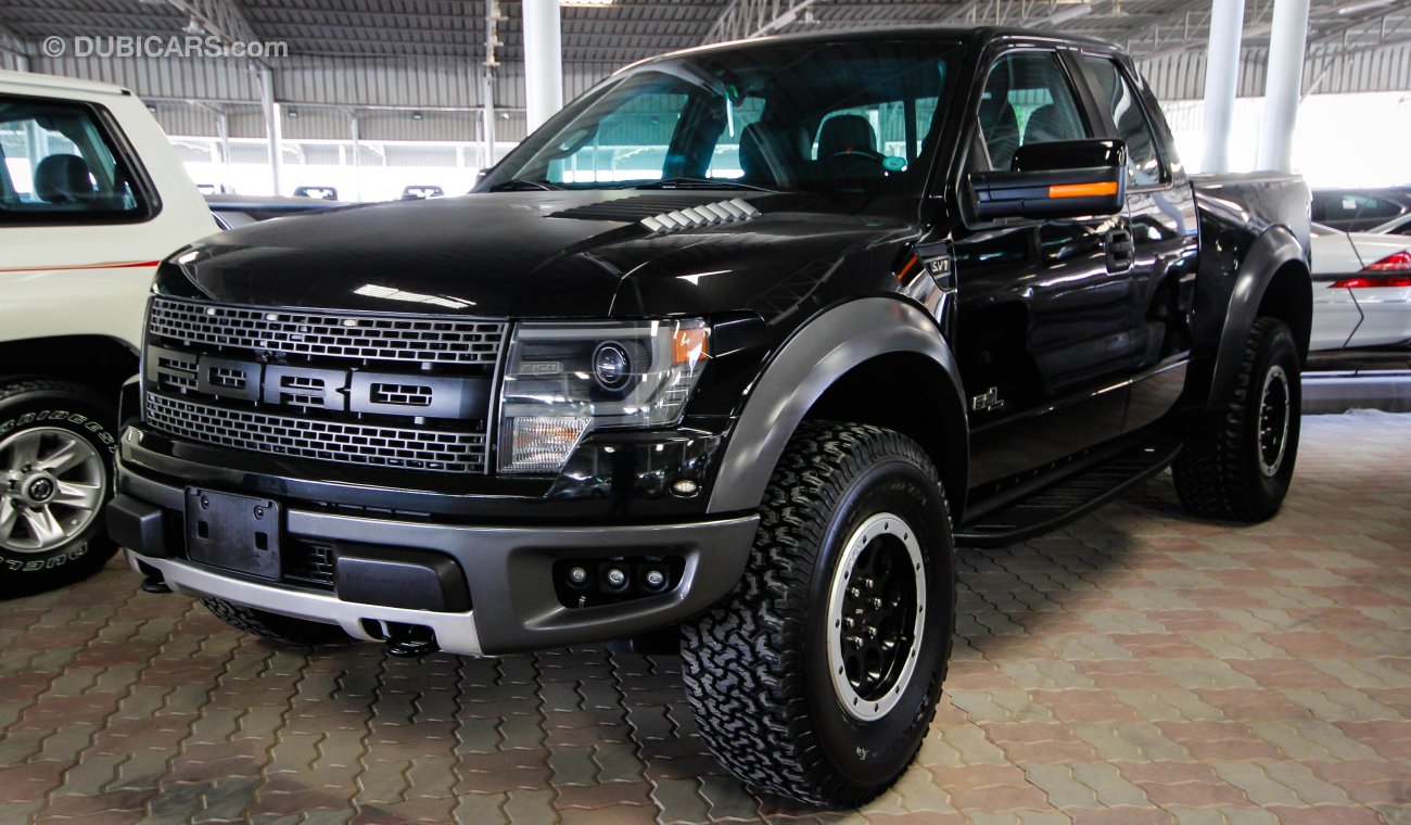 Ford Raptor 6.2 L SVT