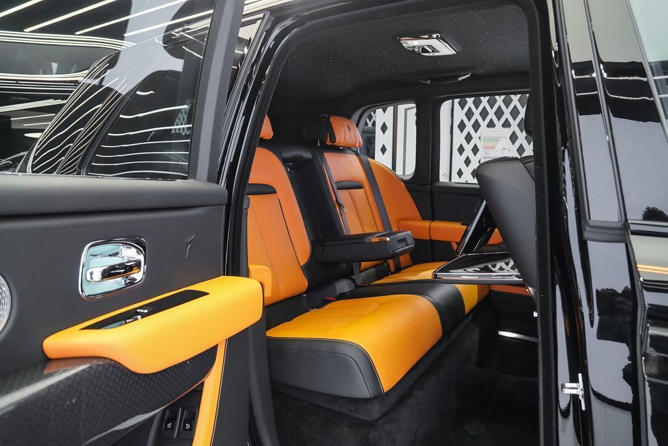 Rolls-Royce Cullinan Rolls Royce Cullinan Black Badge