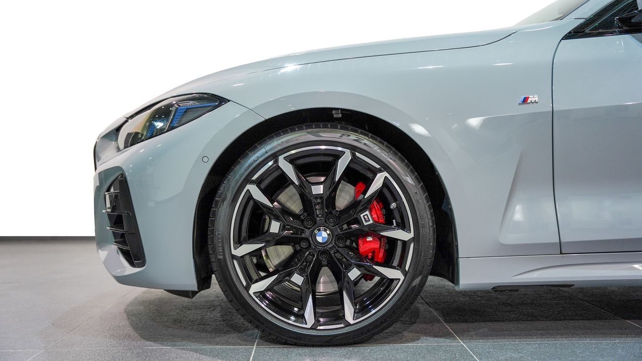 بي أم دبليو 430i