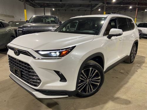 Toyota Grand Highlander Coming Soon. Hybrid Platinum AWD.