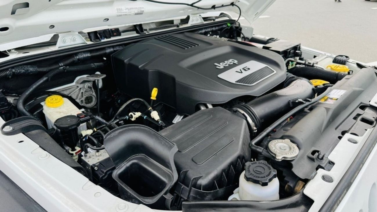 Jeep Wrangler 2017 | RHD | SIDE BODY STICKER | PREMIUM BLACK LEATHER SEATS | EXCELLENT CONDITION