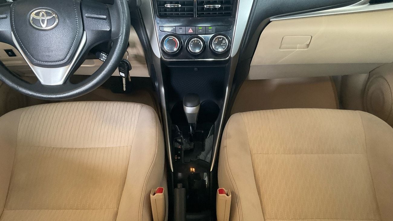 Toyota Yaris SE | Guaranteed Warranty | 0 Down Payment