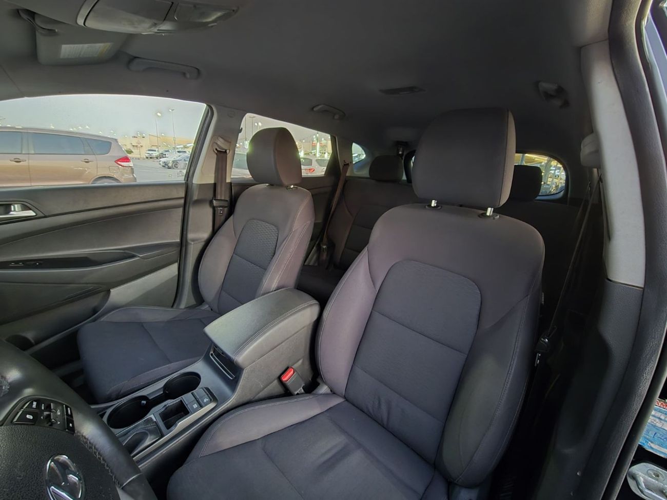 Hyundai Tucson GLS 2.4L HYUNDAI TUCSON 2019 US GOOD CONDITION INSIDE OUT SIDE