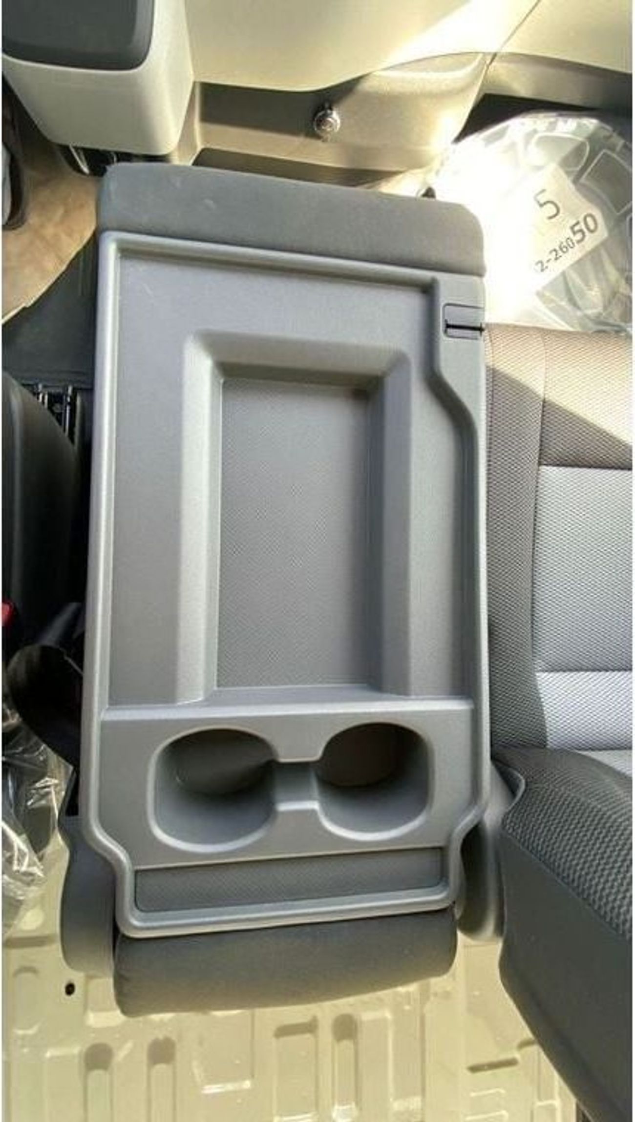 Toyota Hiace Toyota Hiace Cargo STANDARD ROOF 3.5L 6CYL A/T 2025 SWING DOOR