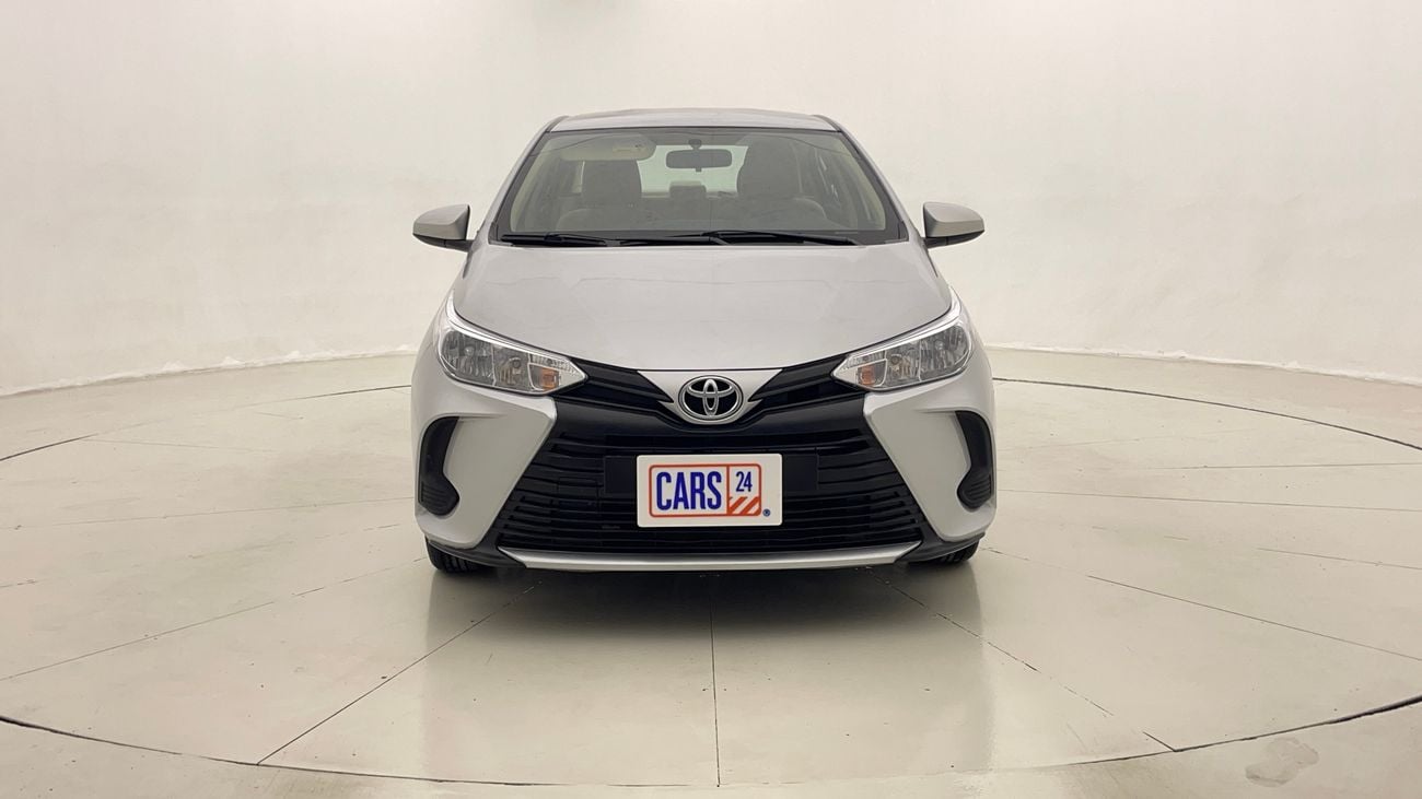 تويوتا يارس E 1.5 | بدون دفعة مقدمة | اختبار القيادة في المنزل