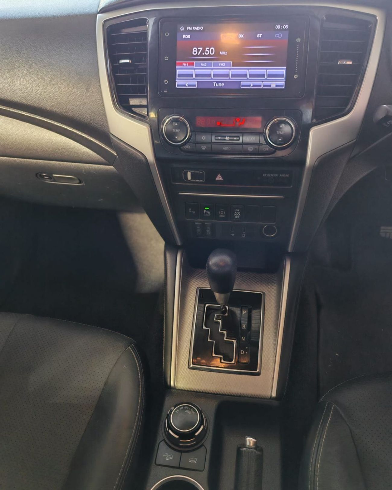 Mitsubishi L200 DIESEL V4